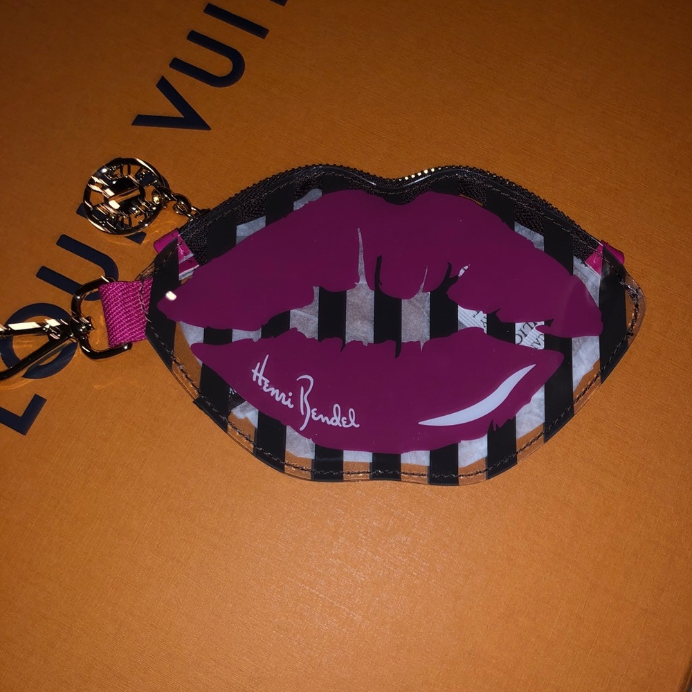 Henri Bendel Trio